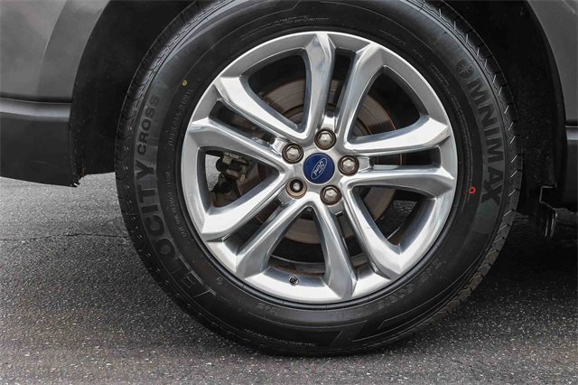 Used 2016 Ford Edge SEL w/ Equipment Group 201A image 8