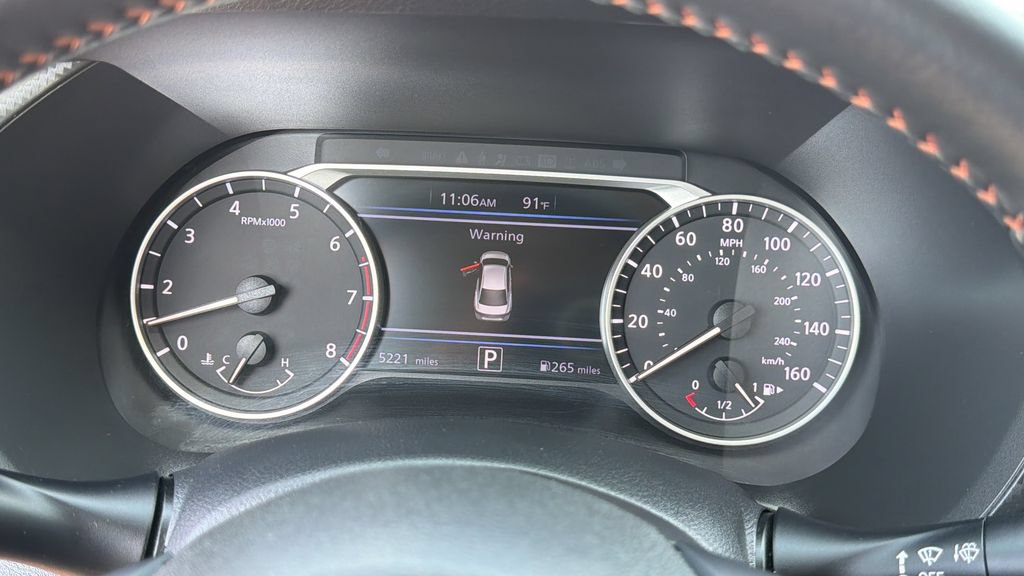Used 2022 Nissan Sentra SR FWD image 28