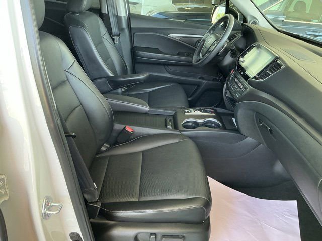 Used 2023 Honda Ridgeline RTL-E image 22