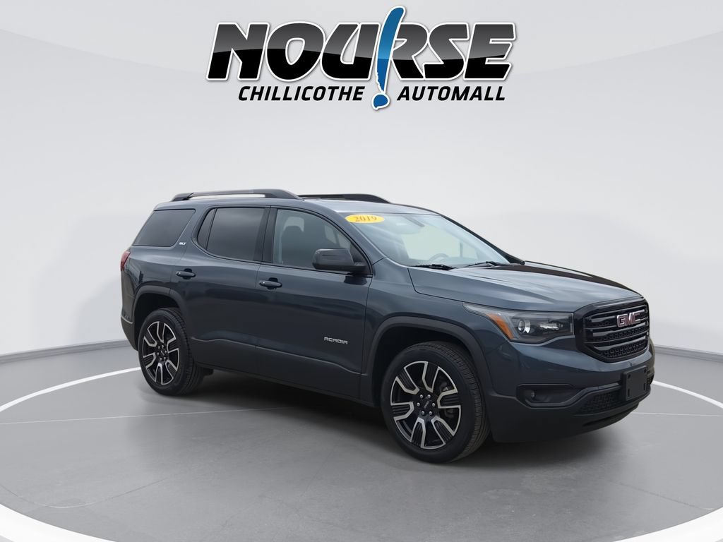 Used 2019 GMC Acadia SLT w/ Black Edition FWD image 2