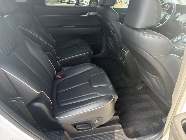 Used 2024 Hyundai Palisade Limited FWD image 18