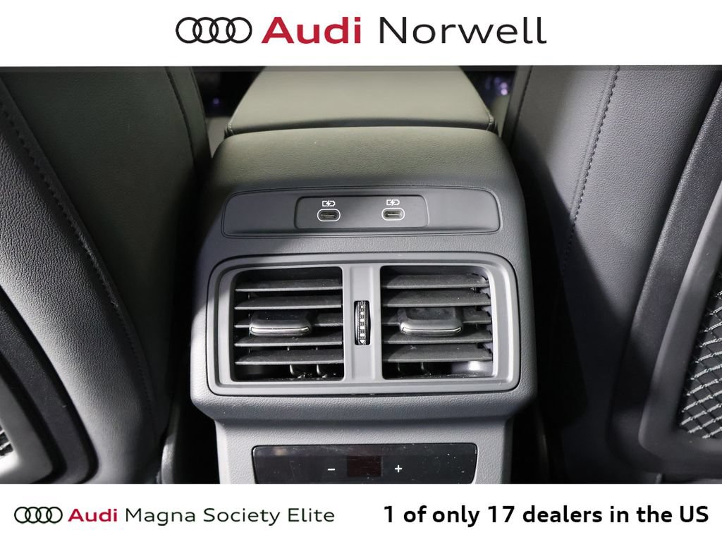 Used 2025 Audi Q5 Premium Plus w/ Premium Plus AWD/4WD image 24