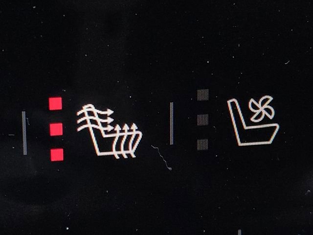 New 2026 GMC Acadia Denali w/ Super Cruise Package image 8