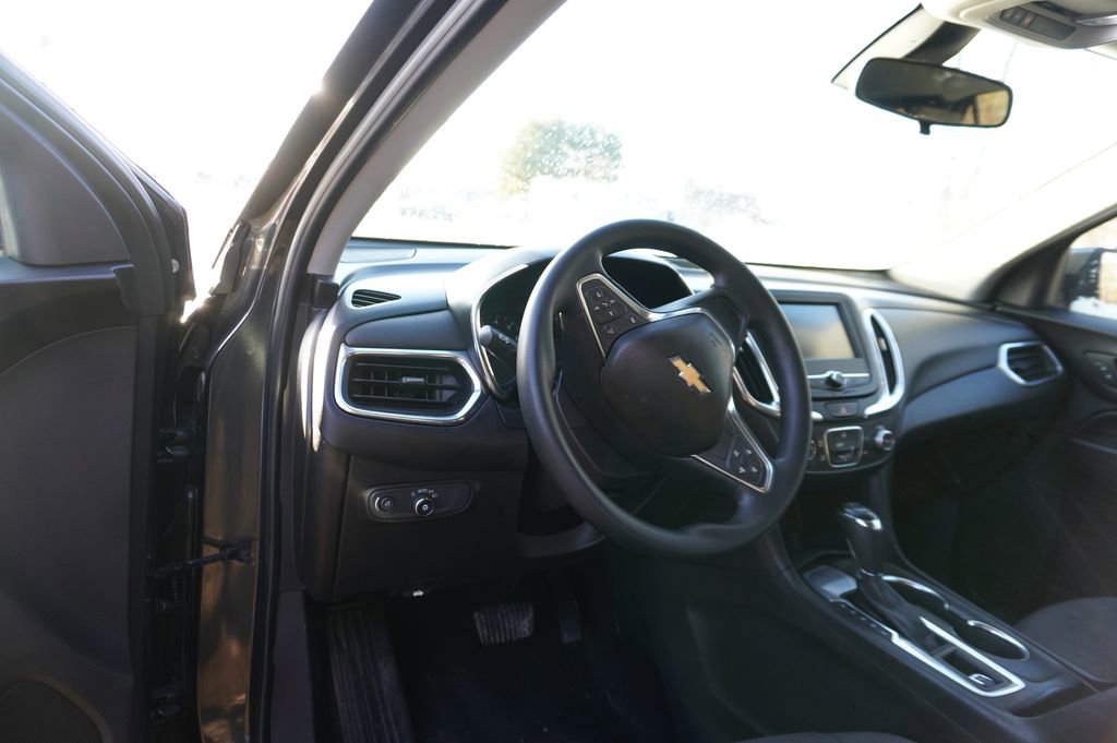 Used 2018 Chevrolet Equinox LT image 10