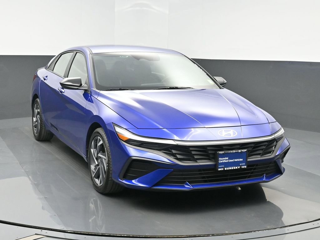 Certified 2025 Hyundai Elantra Sport image 1