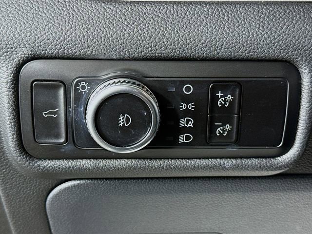 Used 2023 Ford Explorer XLT w/ Equipment Group 202A image 10