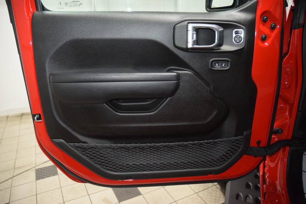 Used 2024 Jeep Wrangler Unlimited Sport AWD/4WD image 35