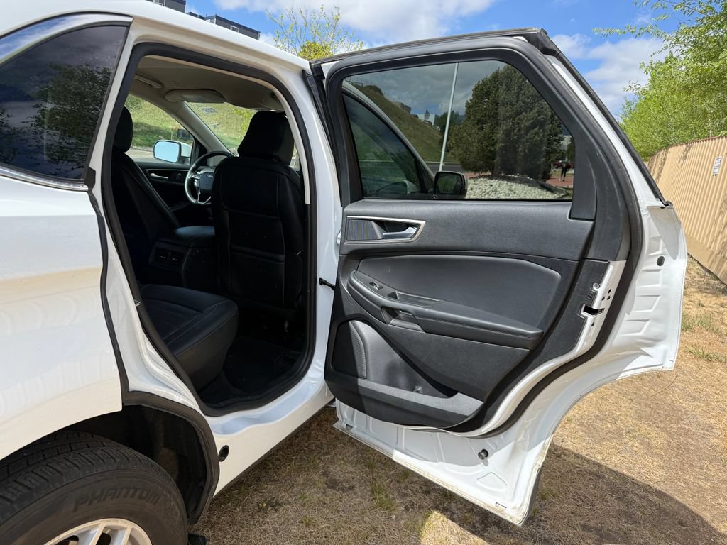 Certified 2024 Ford Edge SEL AWD/4WD image 23