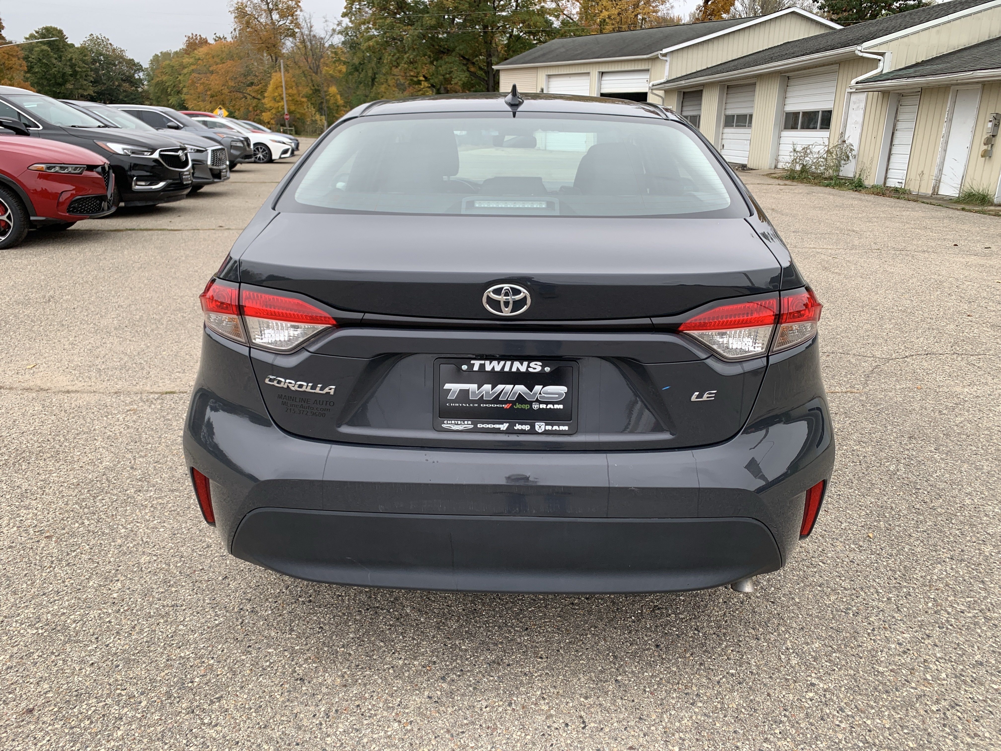 Used 2024 Toyota Corolla LE FWD image 5