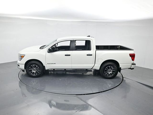 Used 2024 Nissan Titan SV w/ Accessory Utility Package image 43