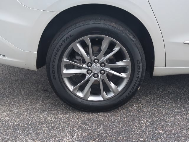 Used 2022 Buick Enclave Avenir w/ Avenir Technology Package AWD/4WD image 16