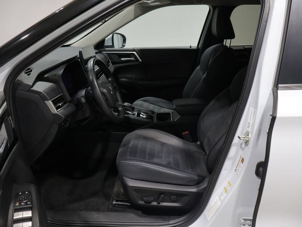 Used 2024 Mitsubishi Outlander SEL AWD/4WD image 14