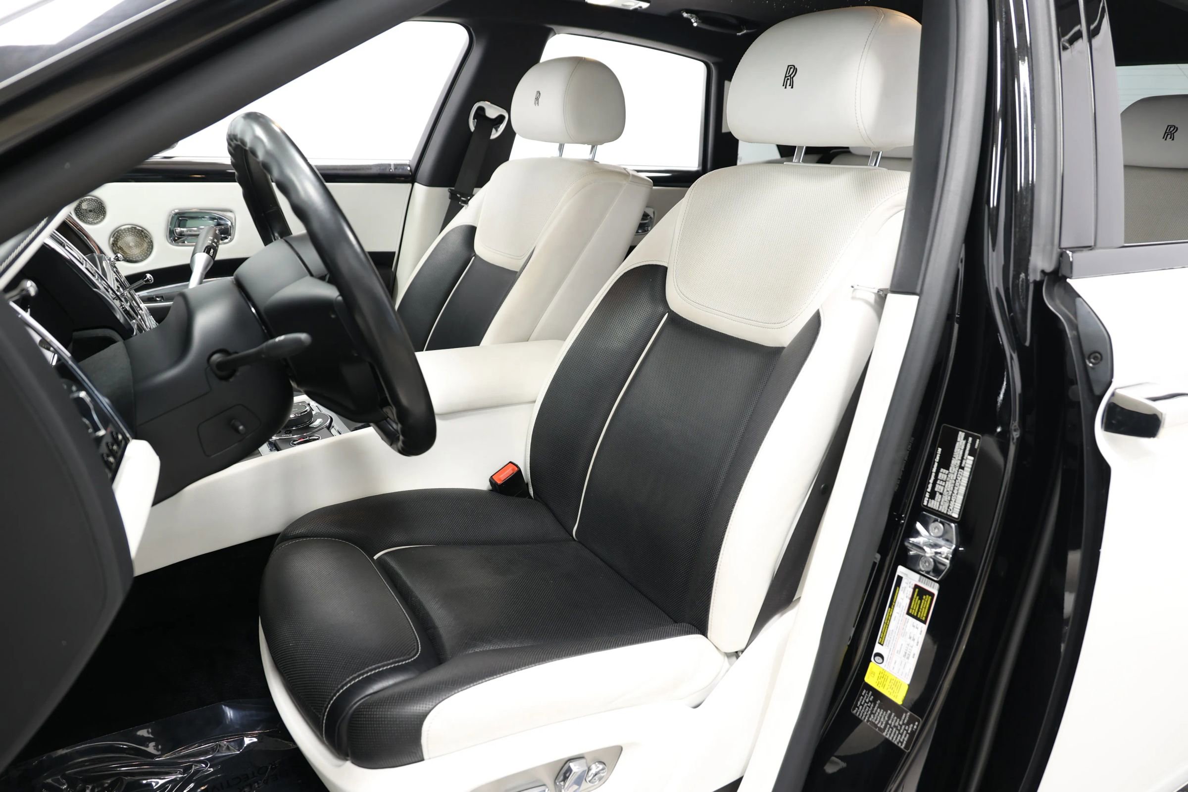 Used 2017 Rolls-Royce Ghost Series II Sedan 4D image 20