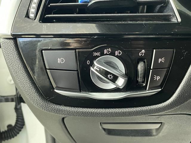 Used 2018 BMW 530e image 14