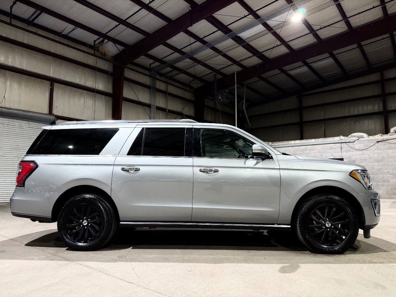 Used 2021 Ford Expedition Max Limited RWD image 4