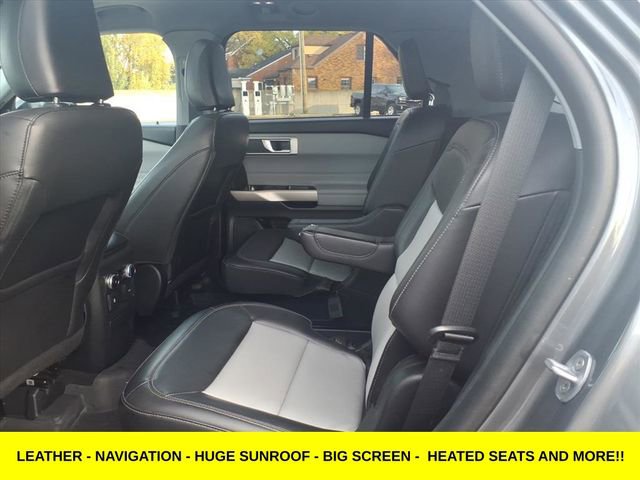 Used 2023 Ford Explorer XLT w/ Equipment Group 202A image 10