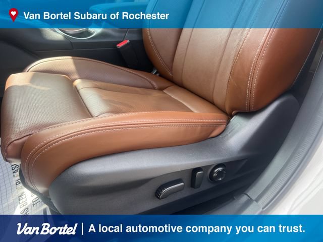 Used 2025 Subaru Outback Touring AWD/4WD image 16