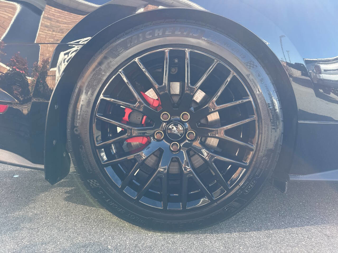 Used 2019 Ford Mustang Bullitt w/ Bullitt Electronics Package RWD image 31