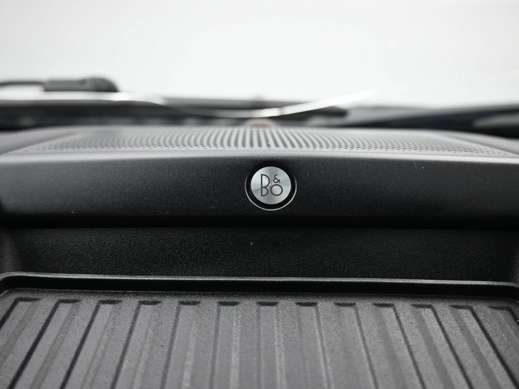 Used 2018 Ford F150 Raptor w/ Equipment Group 802A Luxury image 34