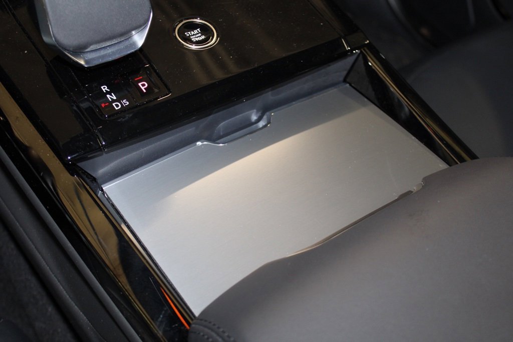 Used 2025 Land Rover Range Rover Sport Dynamic SE image 33