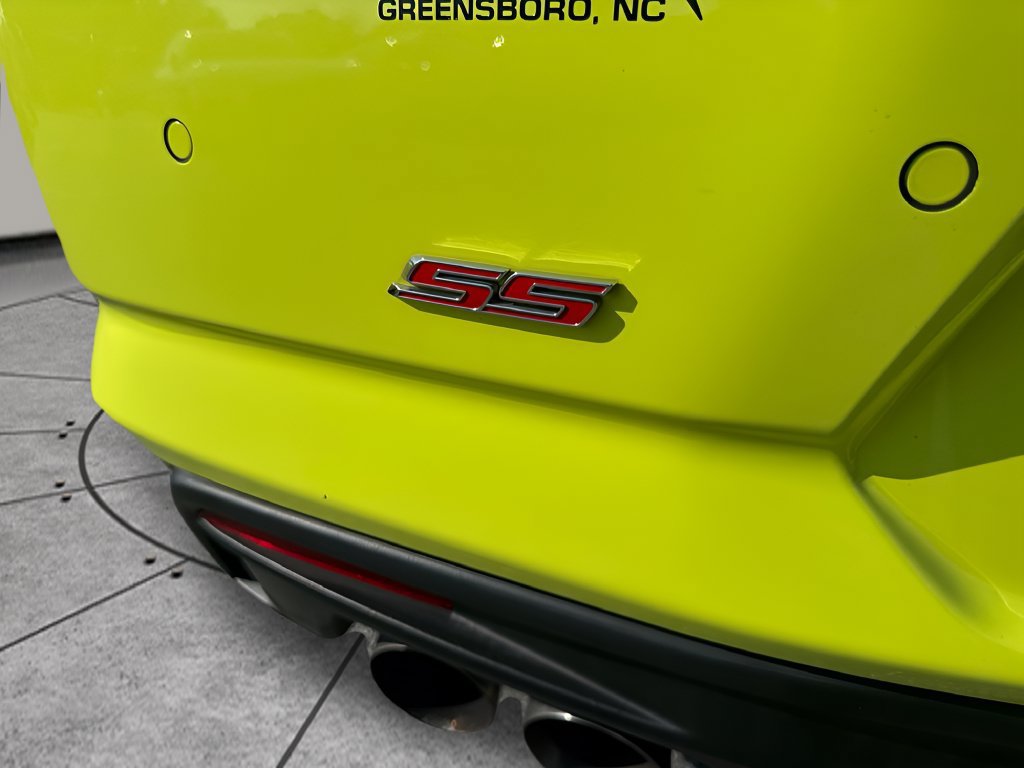 Used 2021 Chevrolet Camaro SS RWD image 27