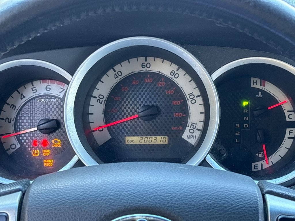 Used 2012 Toyota Tacoma PreRunner image 21