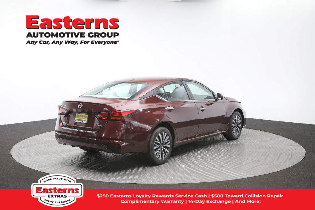 Used 2023 Nissan Altima 2.5 SV AWD/4WD image 41