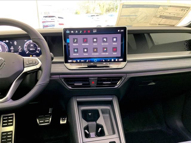 New 2026 Volkswagen Tiguan SE R-Line image 8