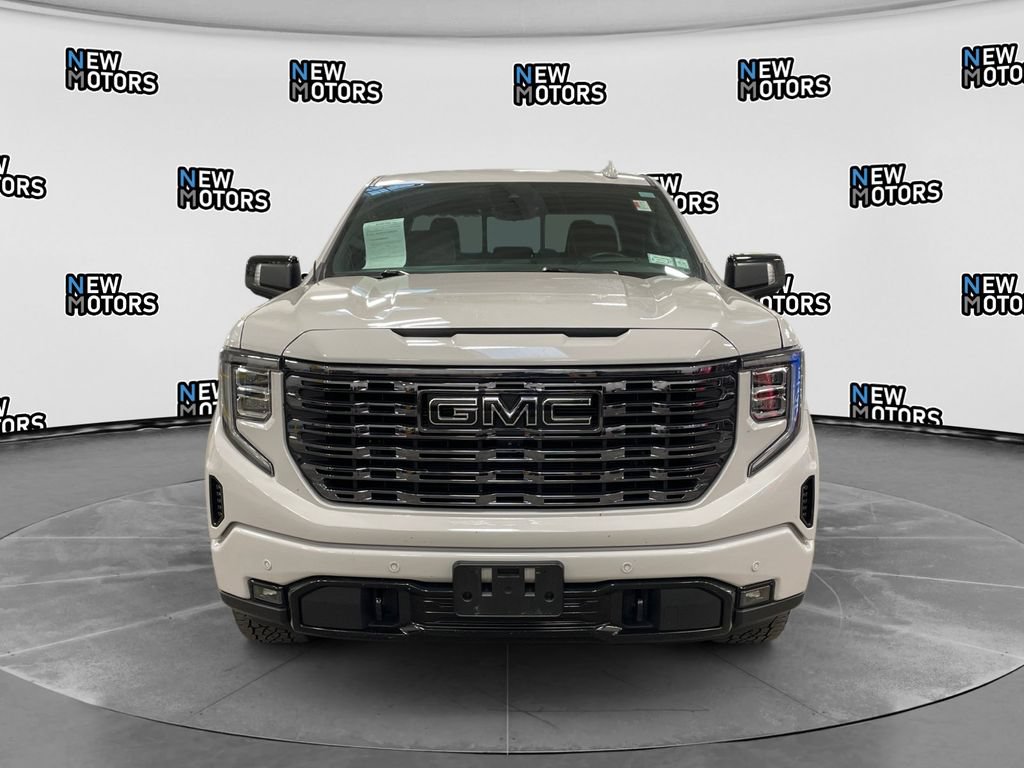 Used 2025 GMC Sierra 1500 Denali Ultimate AWD/4WD image 8