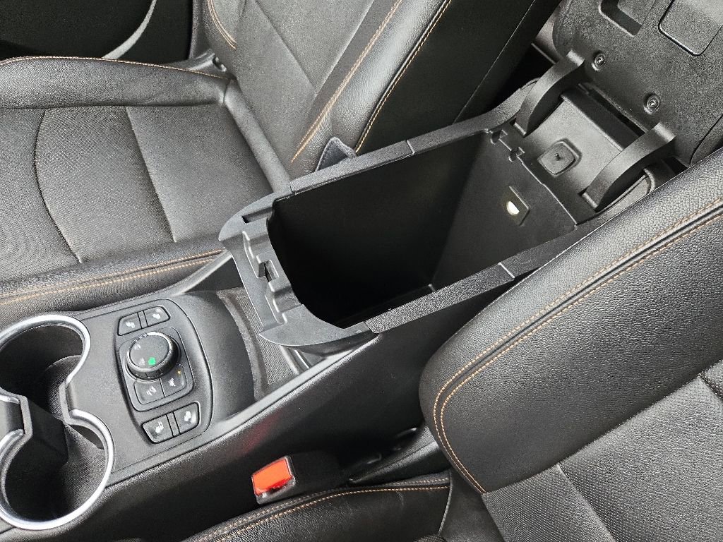 Used 2020 GMC Terrain SLT w/ Preferred Package AWD/4WD image 39