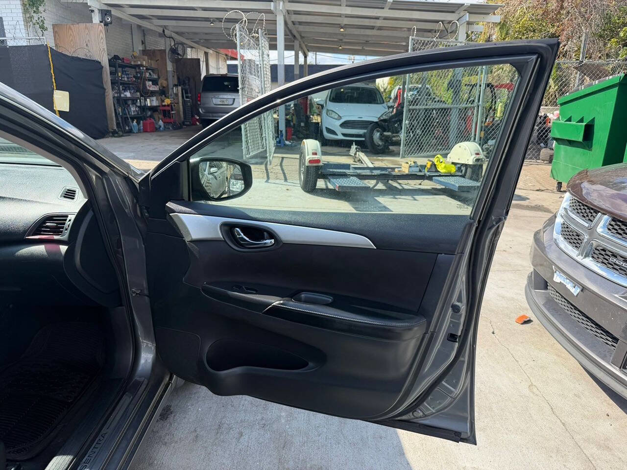 Used 2019 Nissan Sentra S image 3