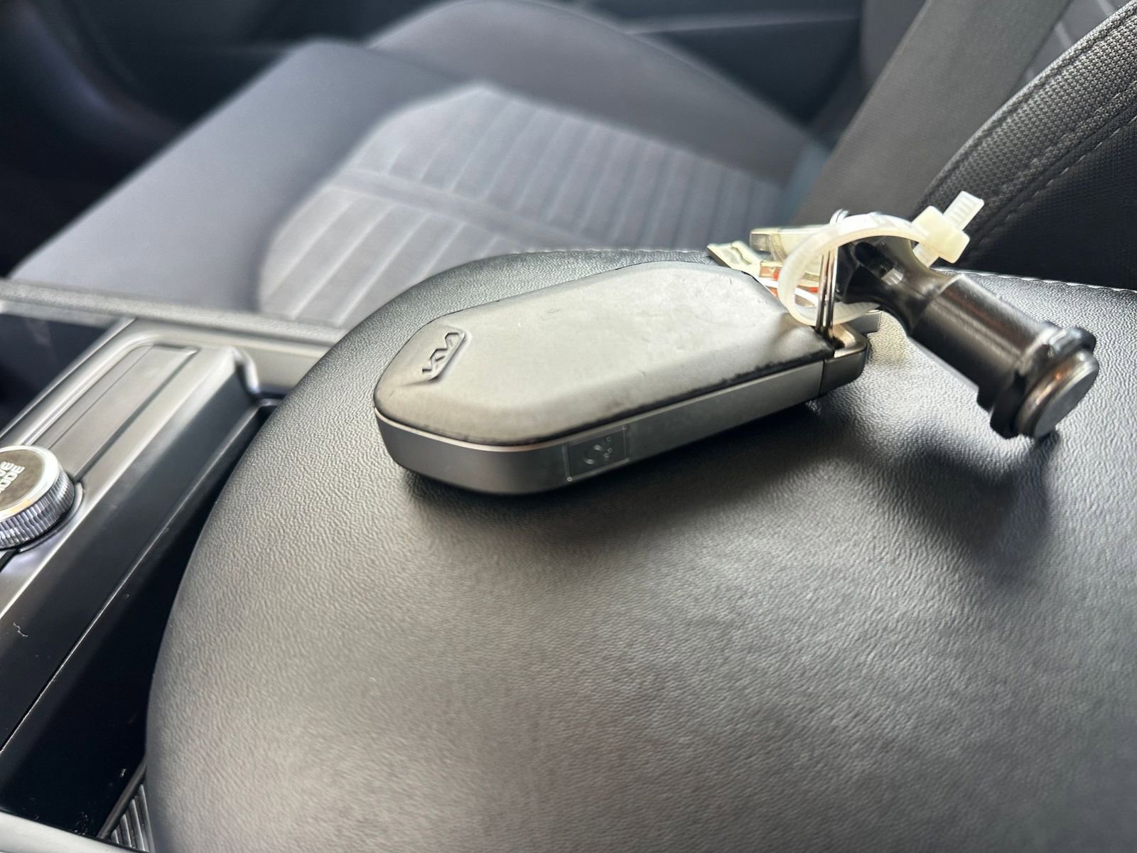 Used 2025 Kia K5 LXS image 24