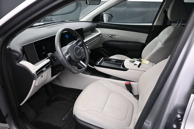 Used 2025 Hyundai Tucson Blue AWD/4WD image 18