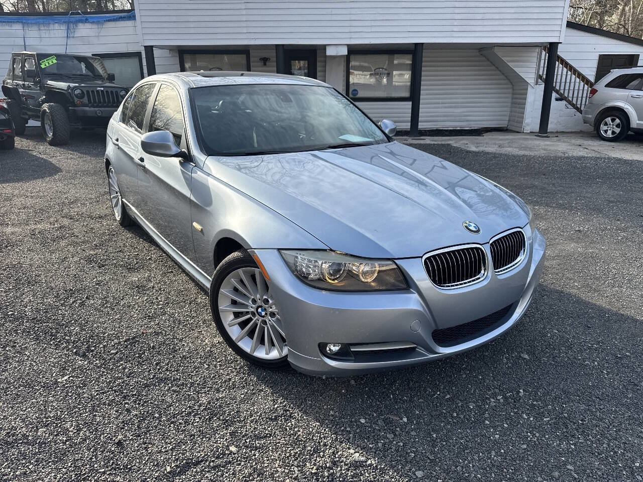 Used 2011 BMW 335i 335i 4dr Sedan image 2
