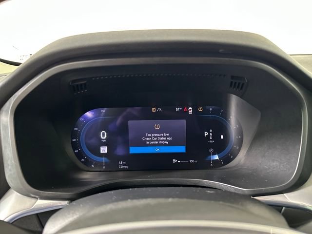 Used 2023 Volvo XC60 B5 Core image 16