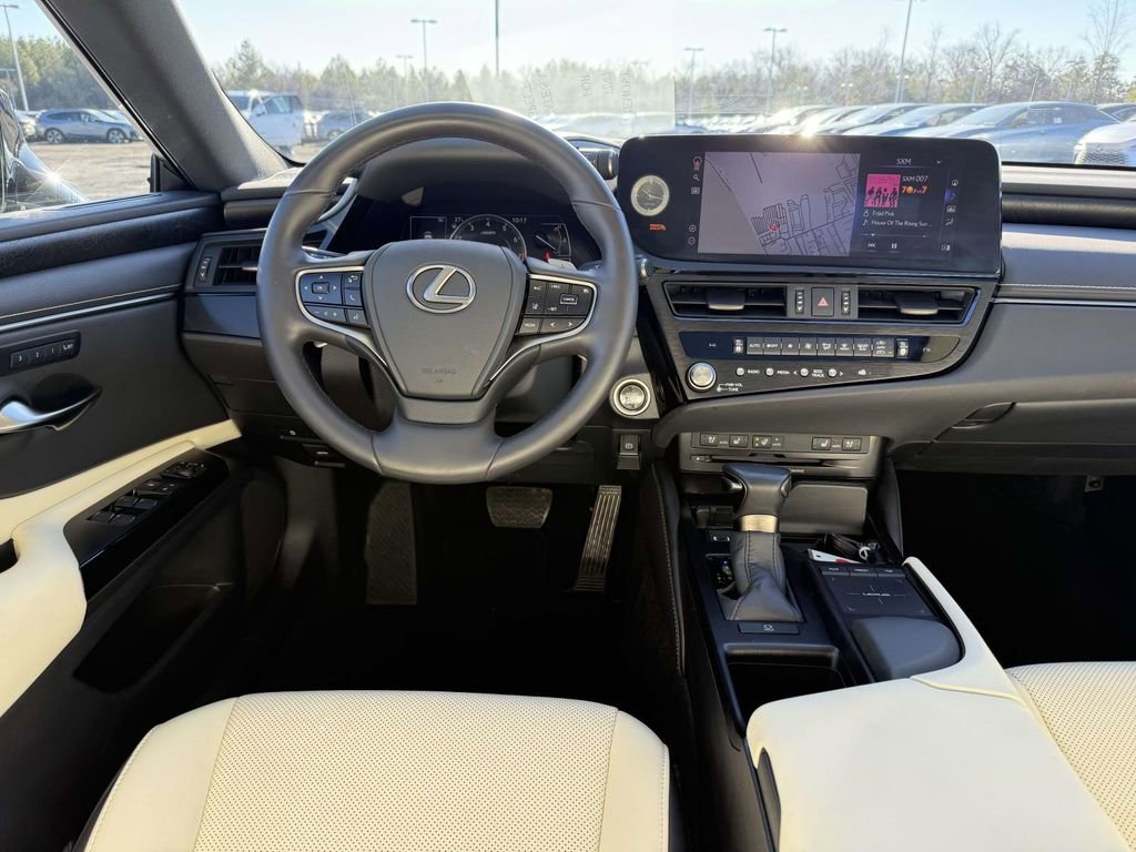 Used 2022 Lexus ES 350 w/ Premium Package image 8