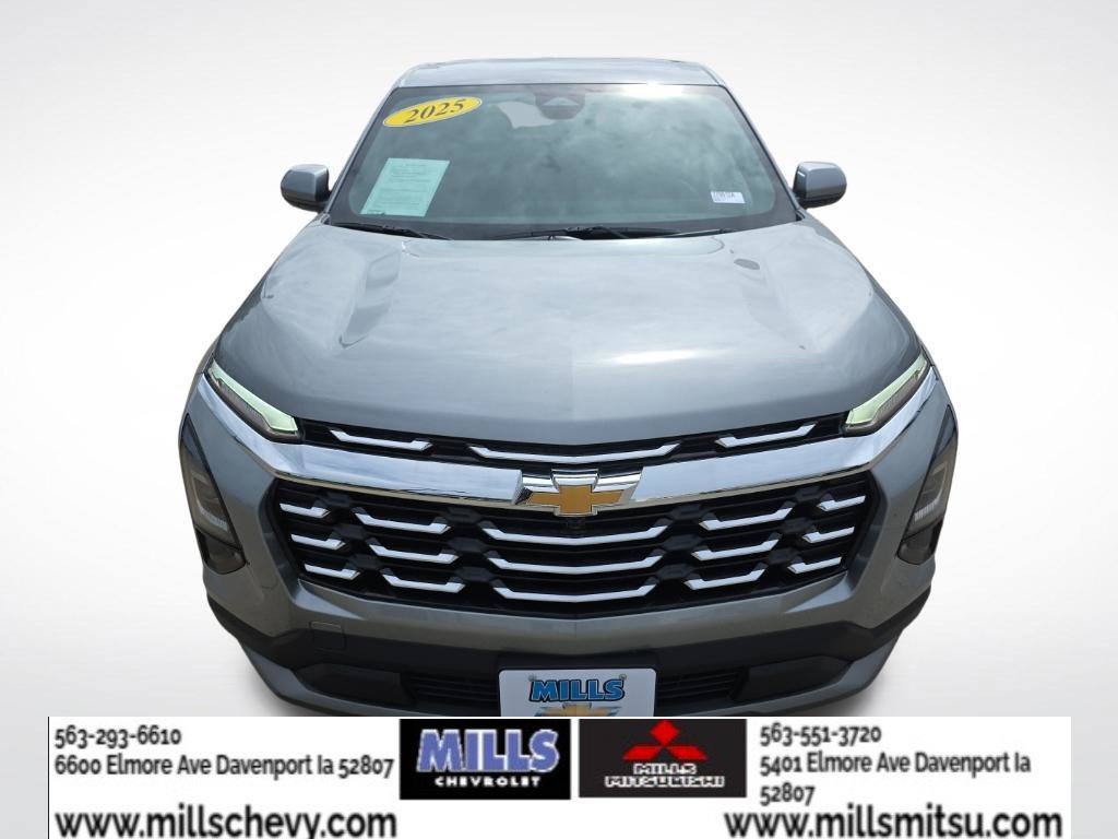 Used 2025 Chevrolet Equinox LT FWD image 8
