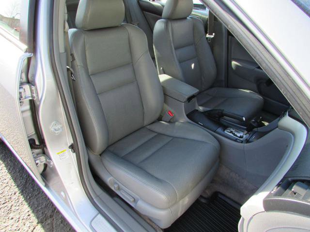 Used 2005 Acura TSX image 17