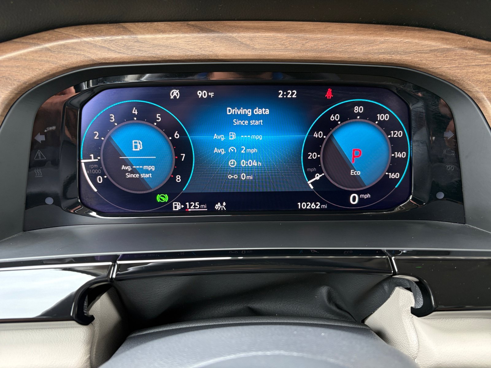 Certified 2025 Volkswagen Atlas SE FWD image 17