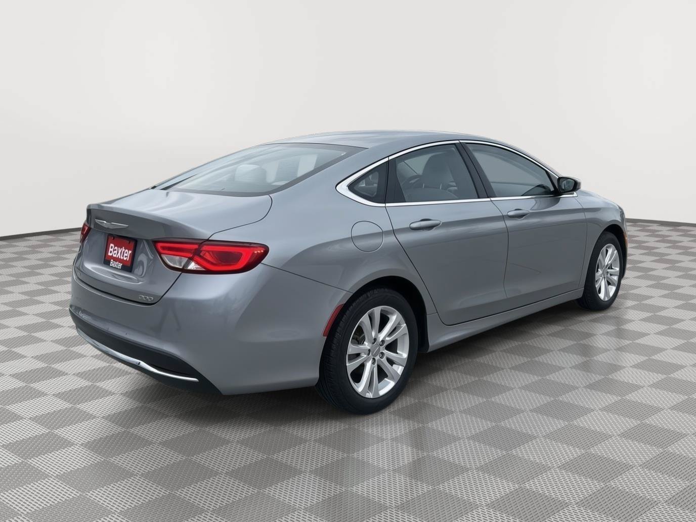 Used 2016 Chrysler 200 Limited FWD image 10