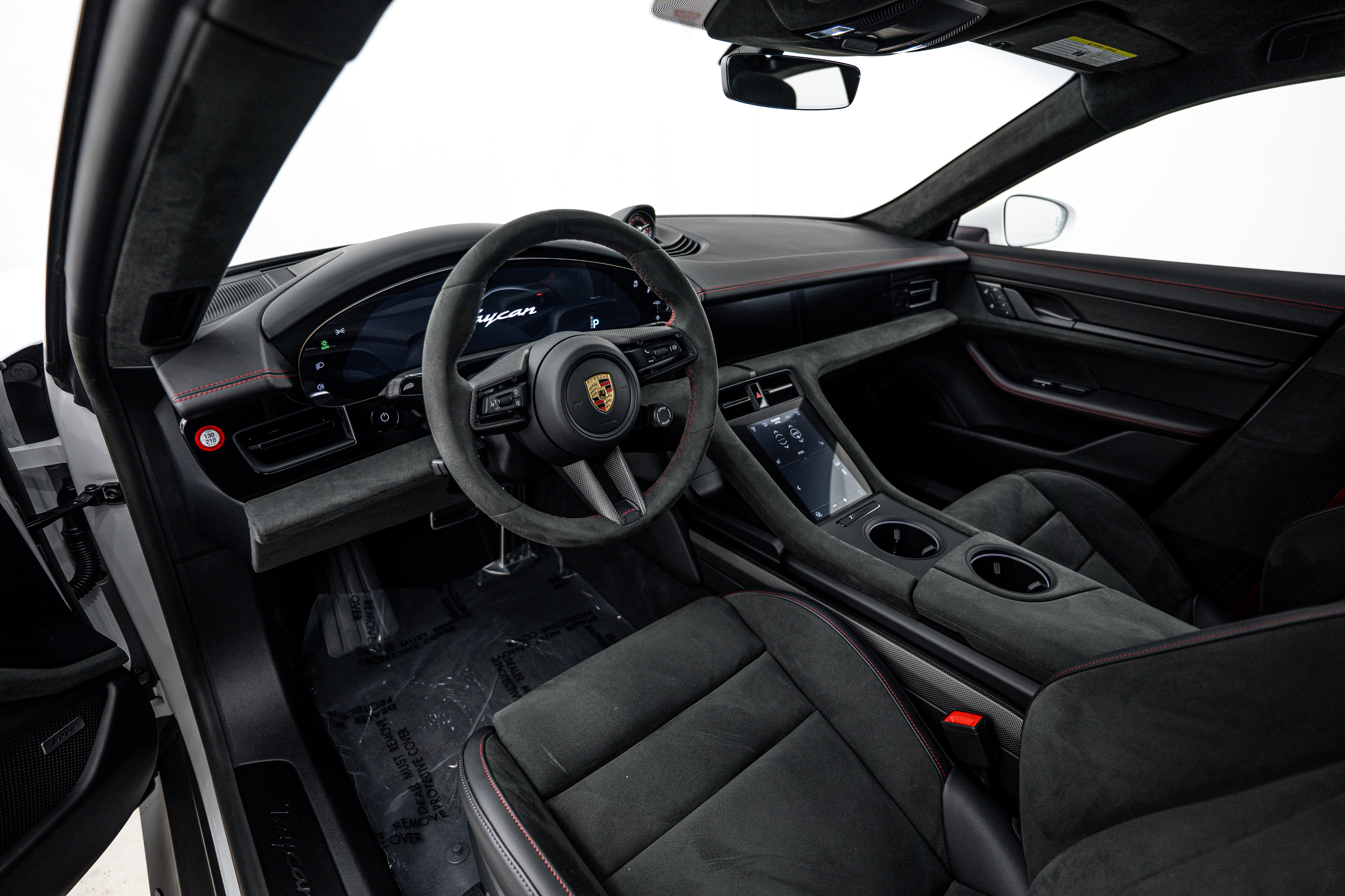 Certified 2023 Porsche Taycan GTS AWD/4WD image 4