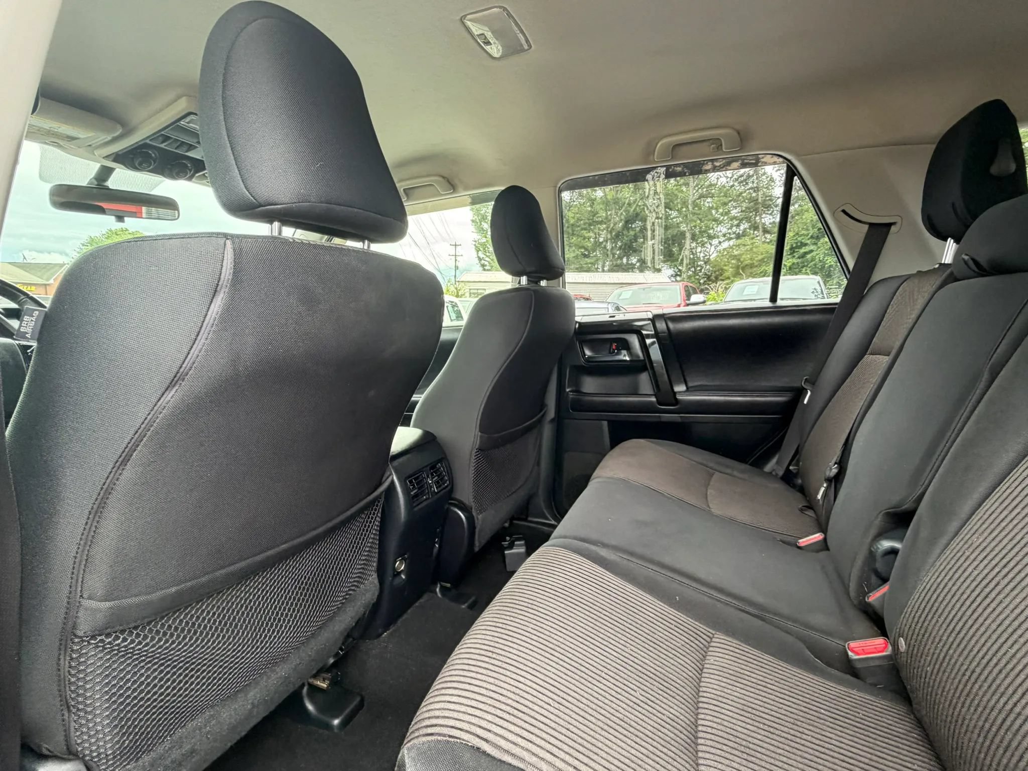 Used 2017 Toyota 4Runner TRD Off-Road AWD/4WD image 17