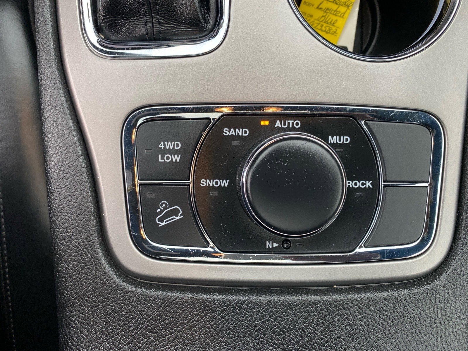 Used 2021 Jeep Grand Cherokee Limited AWD/4WD image 13