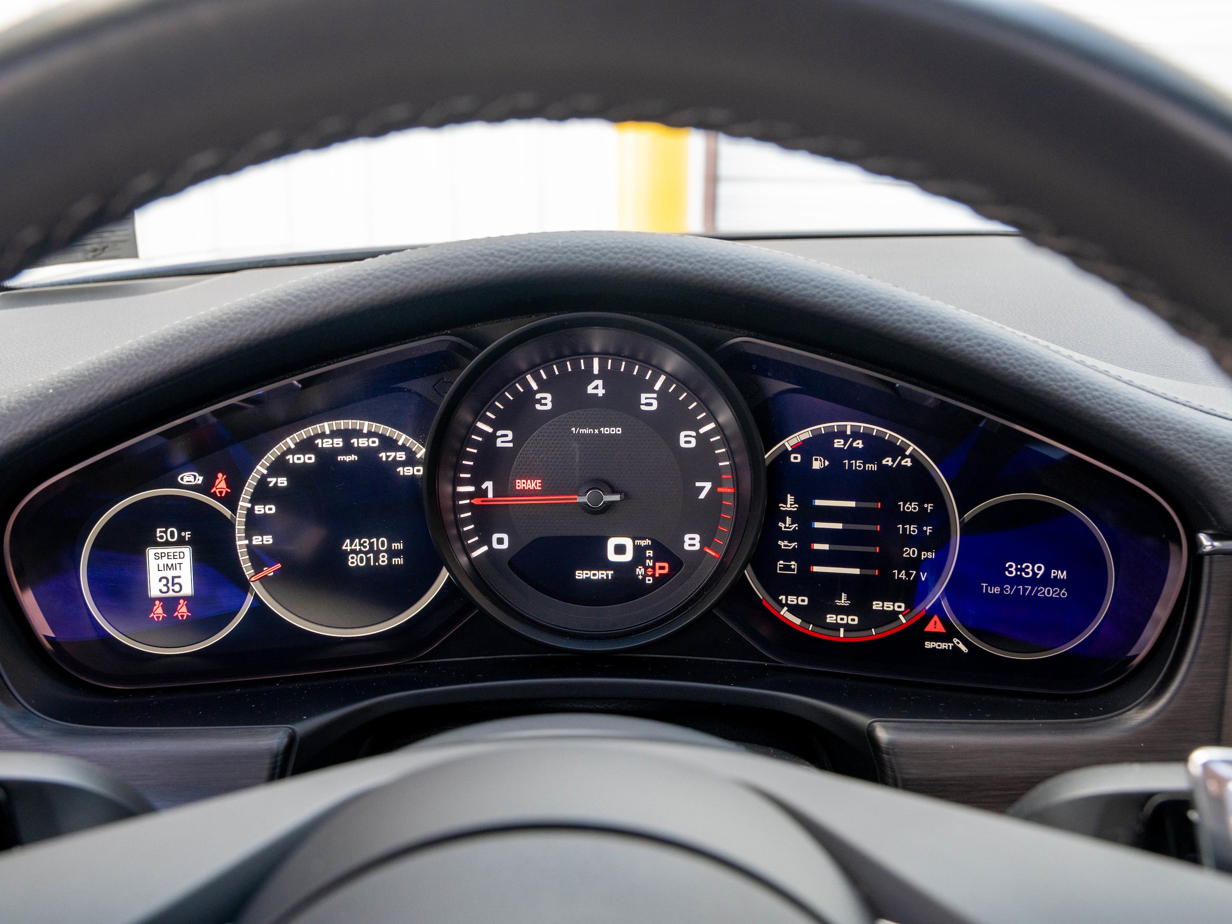 Certified 2023 Porsche Panamera 4 Platinum Edition image 18
