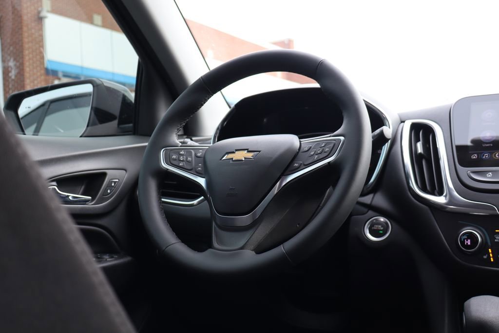Used 2024 Chevrolet Equinox LT image 42