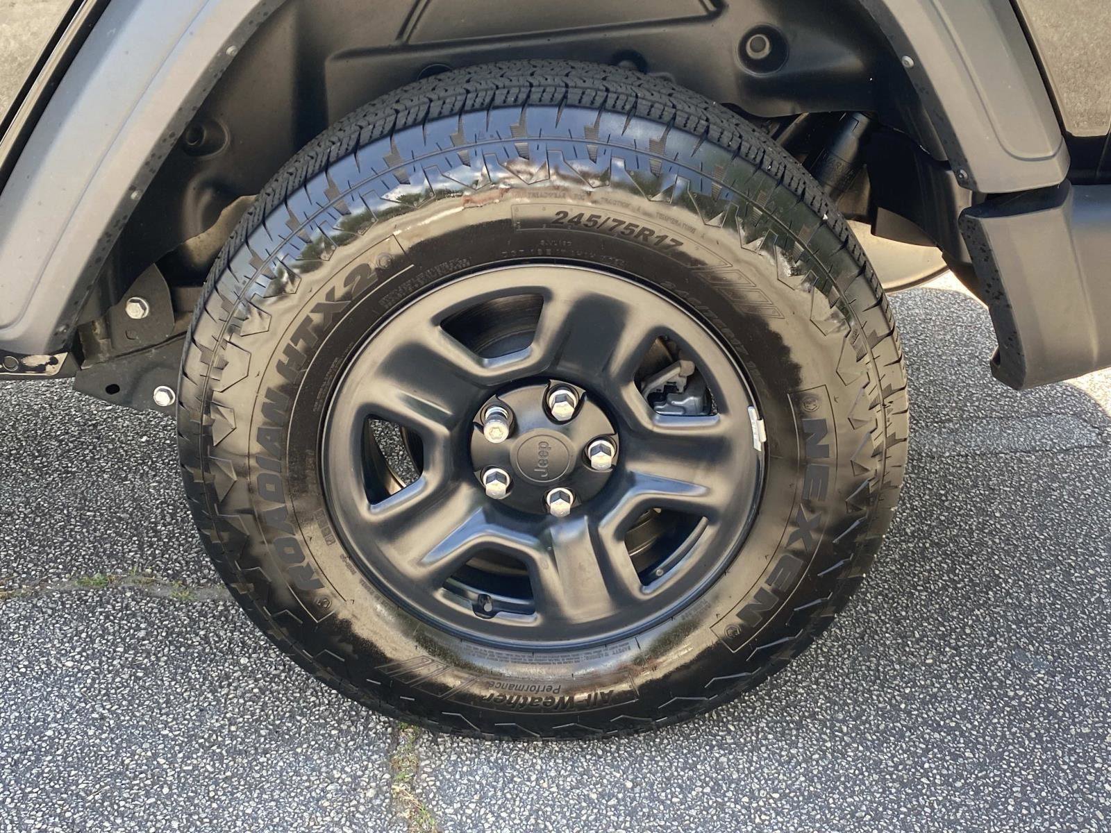 Used 2024 Jeep Wrangler Unlimited Sport AWD/4WD image 13