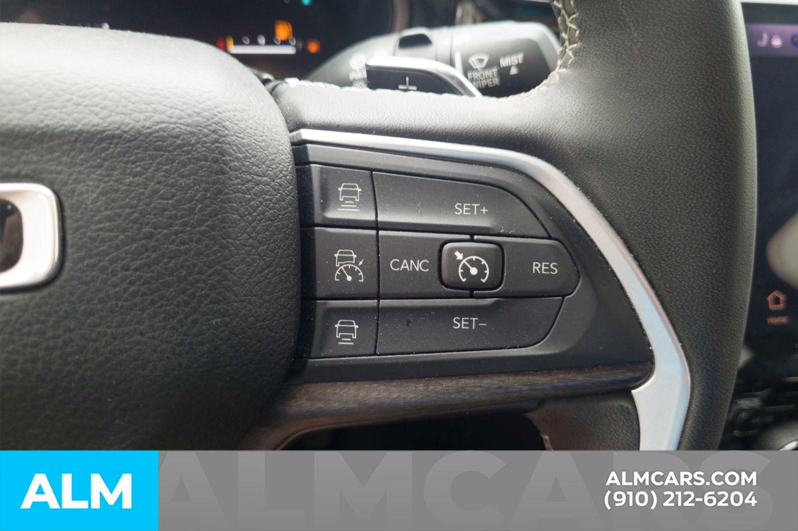 Used 2023 Jeep Grand Cherokee 4WD 4xe image 31