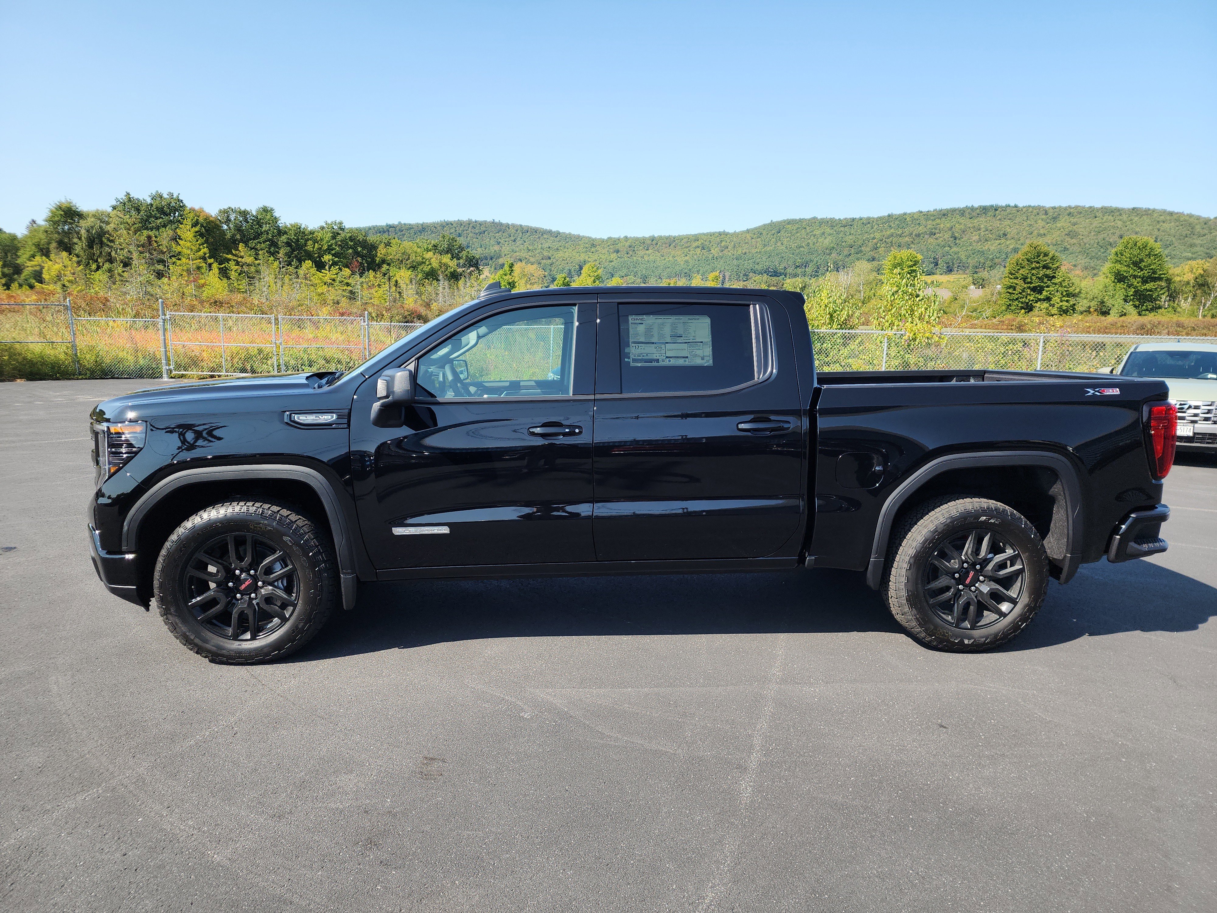 New 2026 GMC Sierra 1500 Elevation w/ X31 Off-Road Package image 5