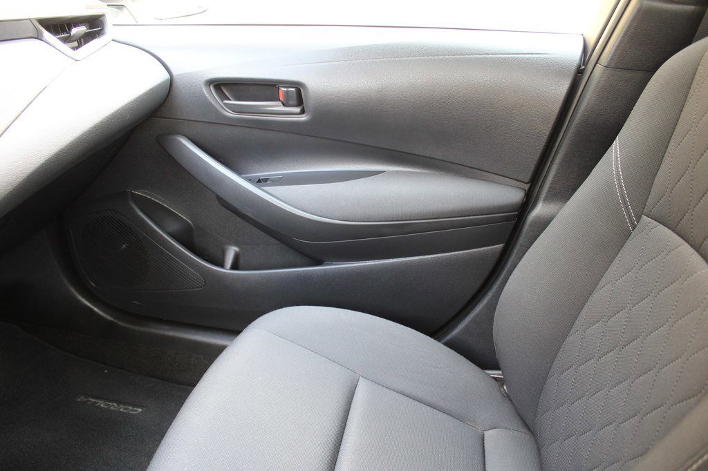 Used 2023 Toyota Corolla LE image 40