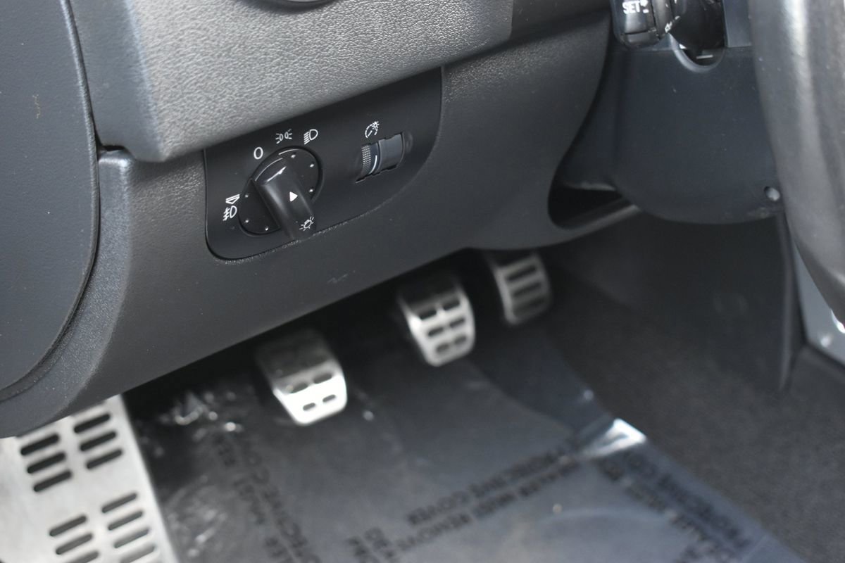 Used 2002 Audi TT 1.8T image 25